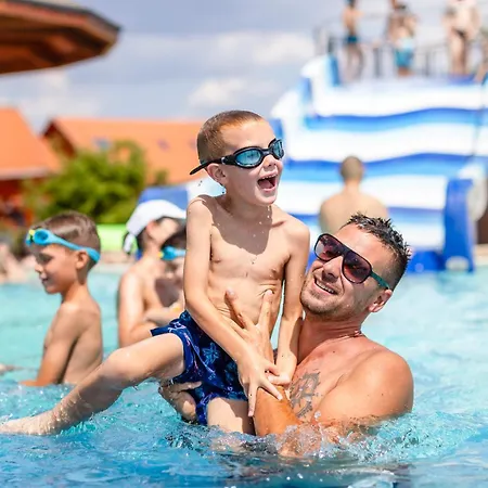 Club Tisza * Lakitelek